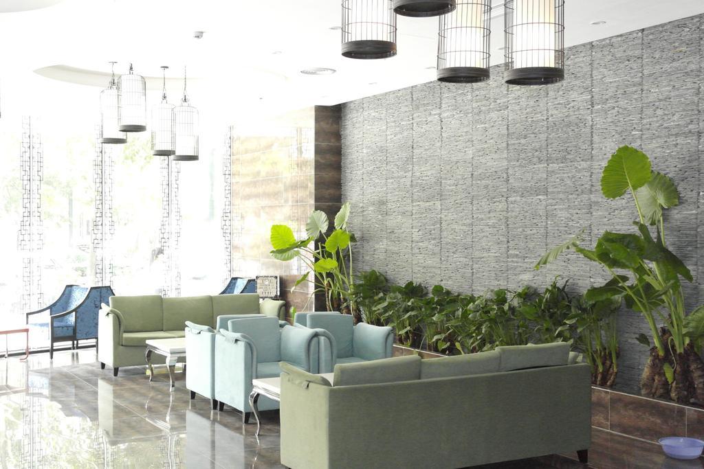 Sotel Inn Hotel San Yuan Li Branch Гуанджоу Екстериор снимка
