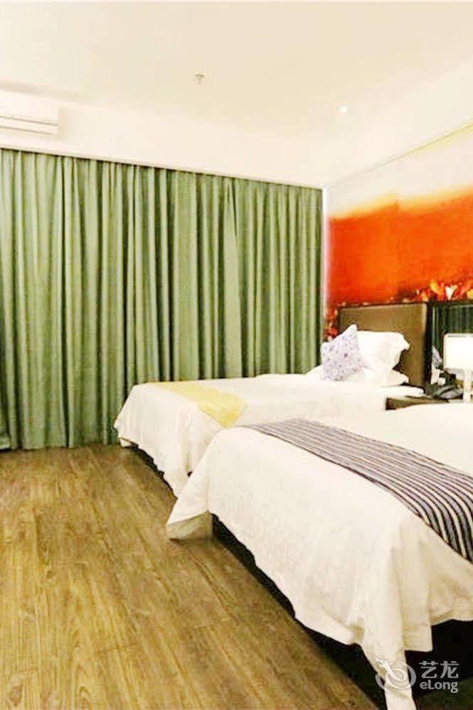 Sotel Inn Hotel San Yuan Li Branch Гуанджоу Екстериор снимка
